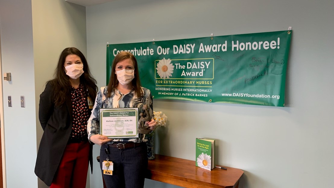 Melissa Jamieson, registered nurse, recognized with a DAISY Award